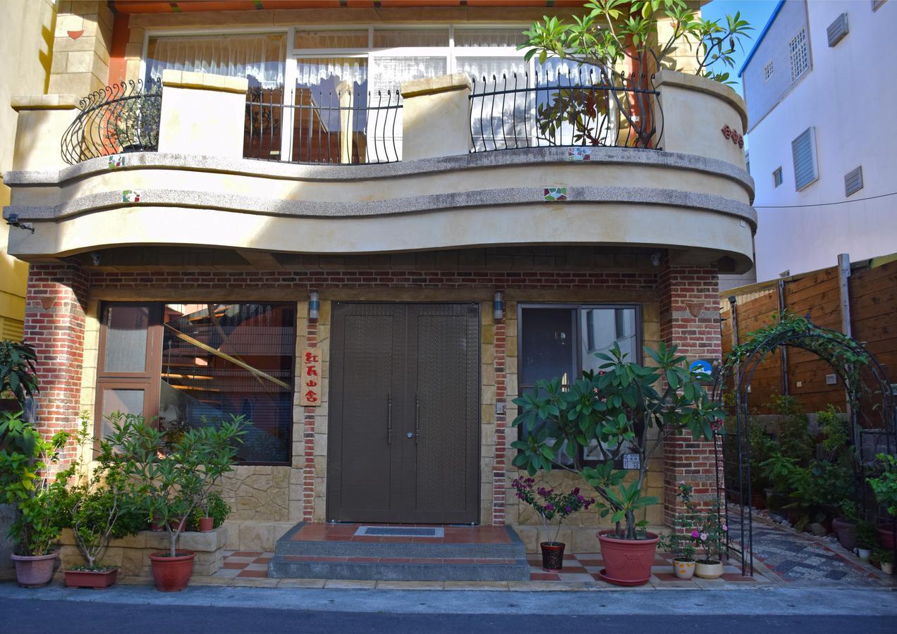 Red Roof B&B Taitung Экстерьер фото