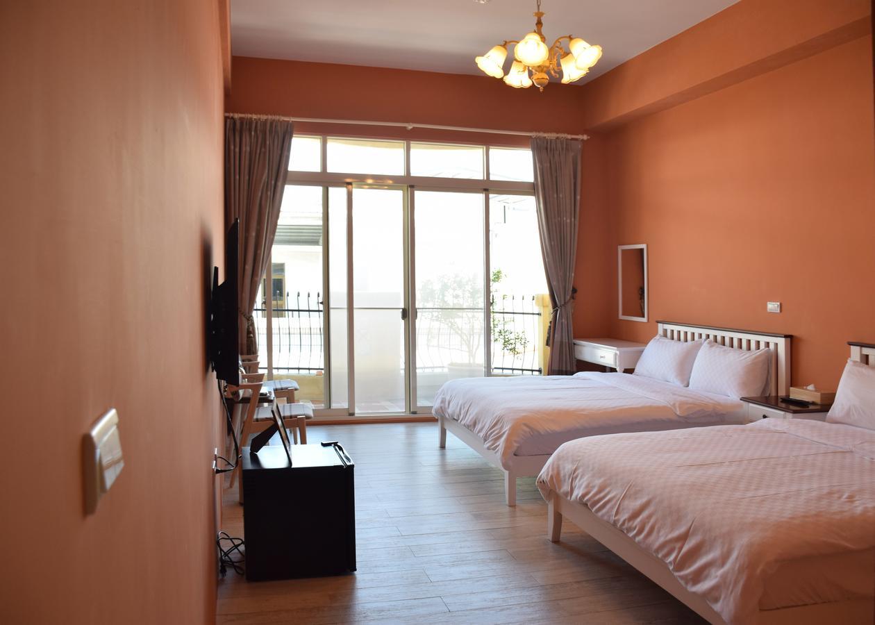 Red Roof B&B Taitung Экстерьер фото